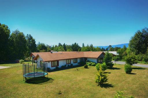 Complejo Molco Sur Con Piscina Hotel Pucon Exterior photo